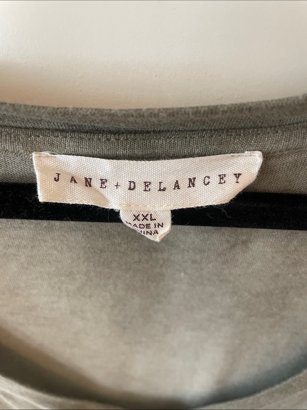 Jane + Delancey Women's Olive V-Neck Tee